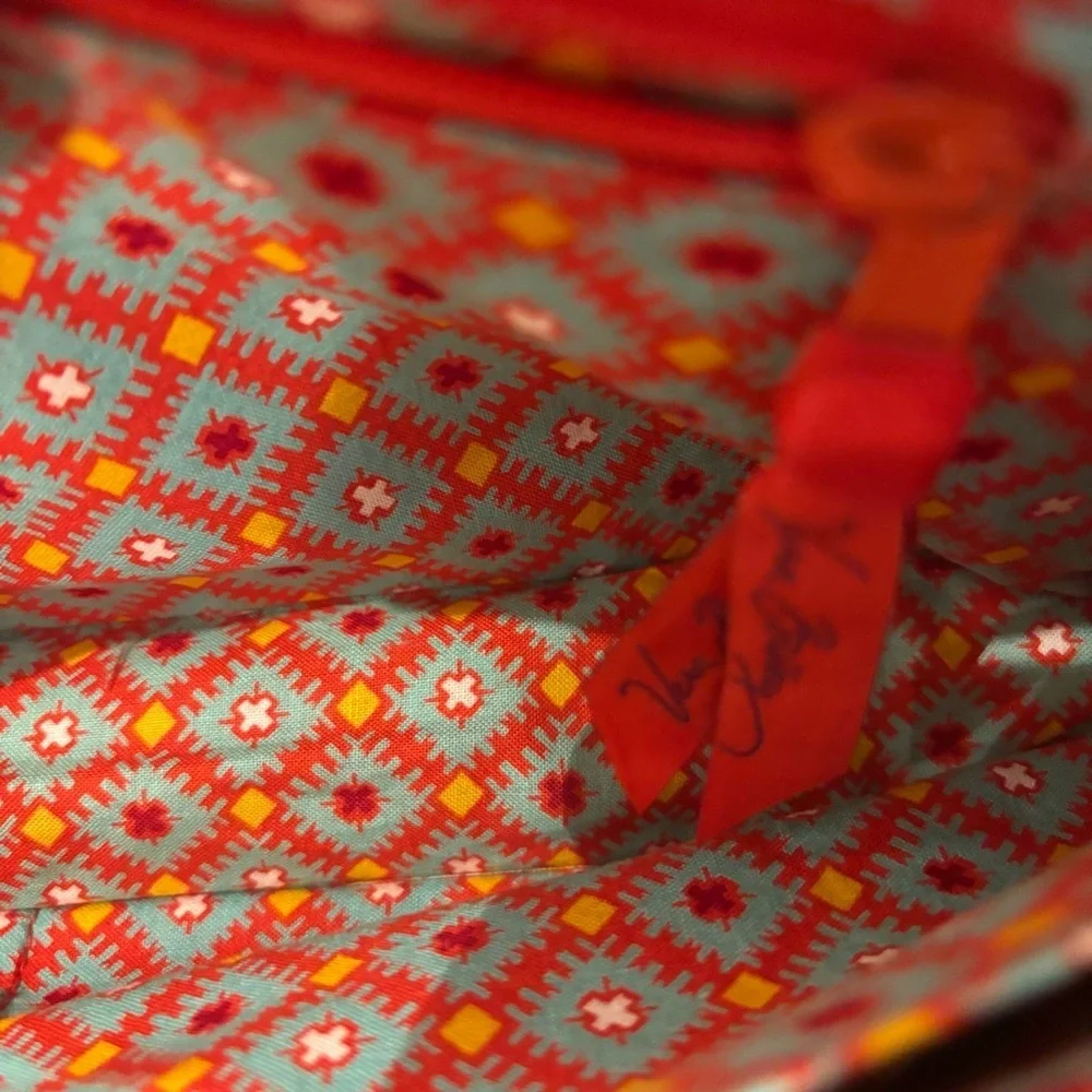 VERA BRADLEY Baguette Shoulder Bag Paisley Print Front Knot Snap Closure Quilted - Picture 8 of 16